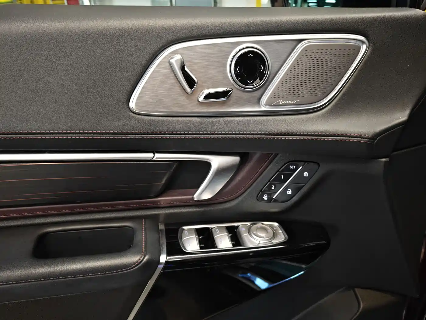 Buick Century 2023 2023 2.0T 7-Seater World Edition