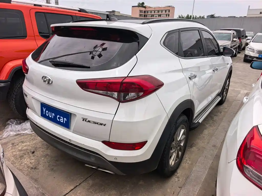 Hyundai Tucson 2018 1.6T DCT 2WD 15th Anniversary Special Edition фото 5