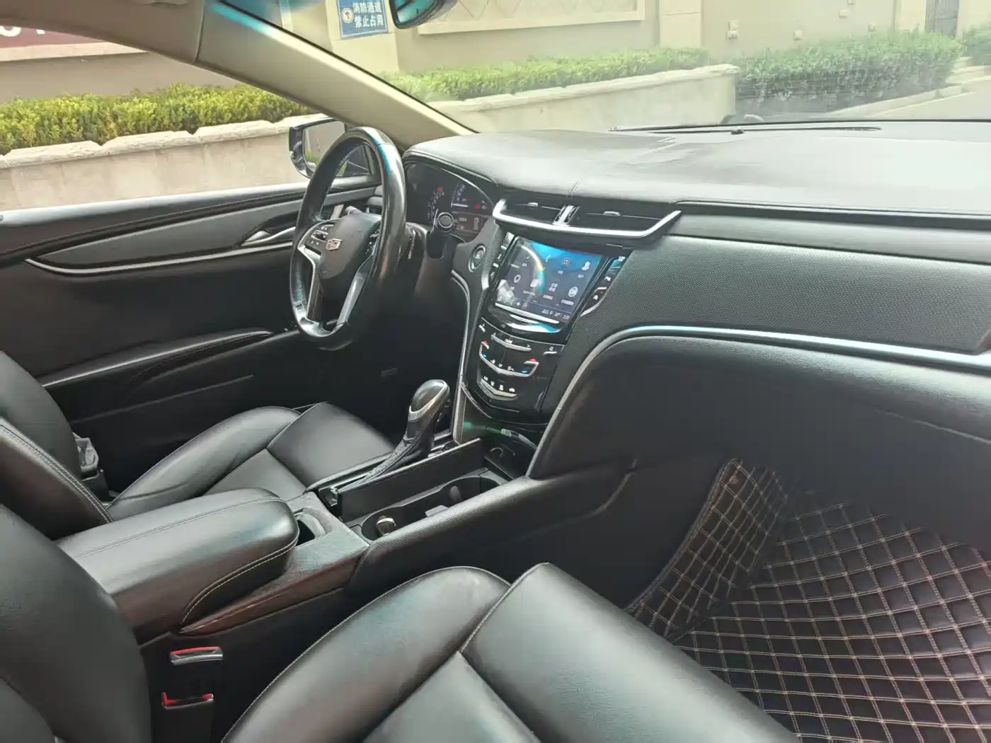 Cadillac XTS 2018 28T Technology фото 10