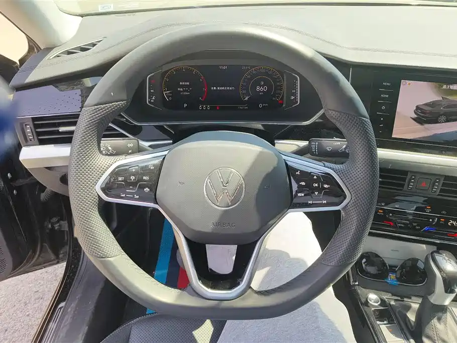 Volkswagen Passat 2024 380TSI Dragon Soaring Edition фото 15