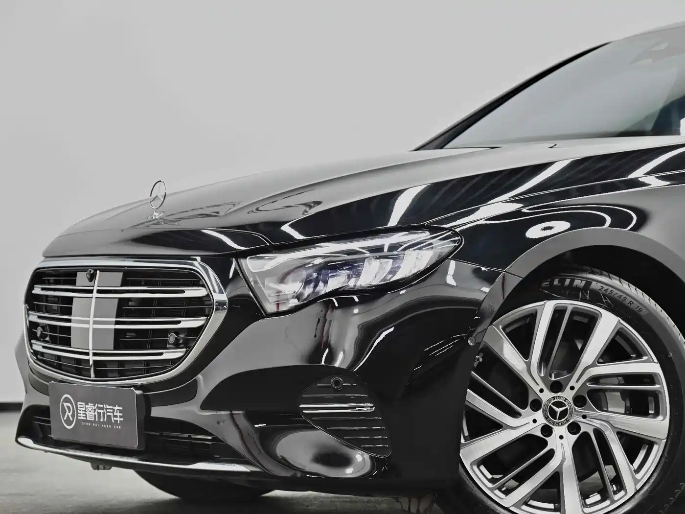 Mercedes-Benz E-Class 2025 E 300 L Fashion фото 16
