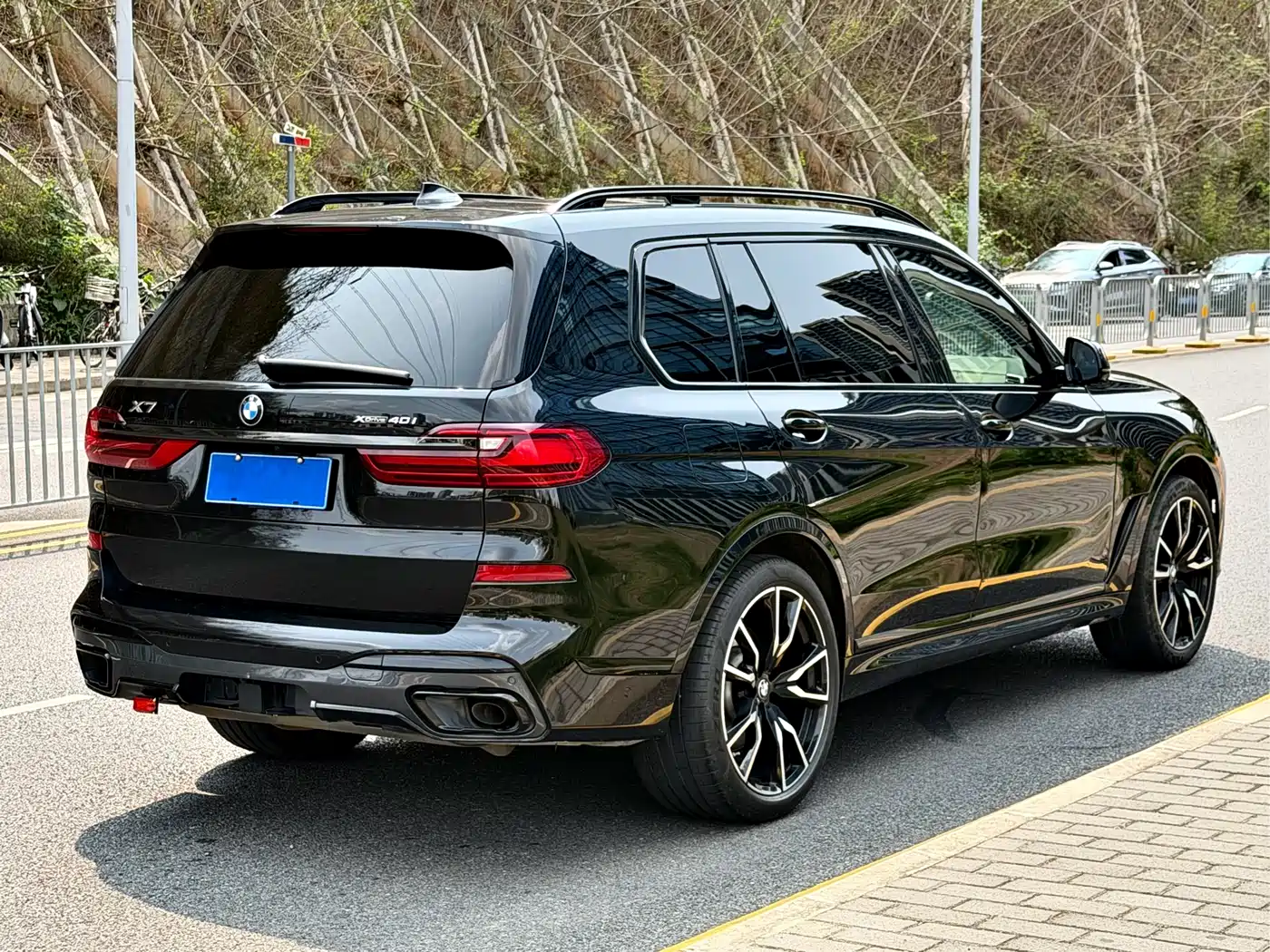 BMW X7 фото 5