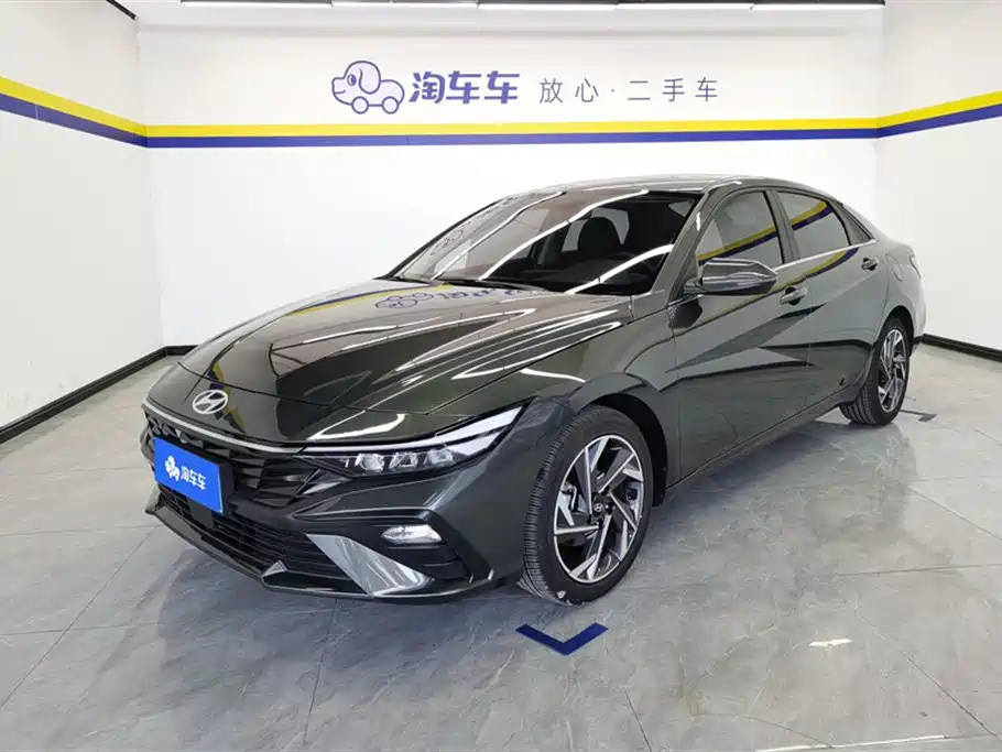 Hyundai Elantra 2023 1.5L CVT GLX Elite Edition