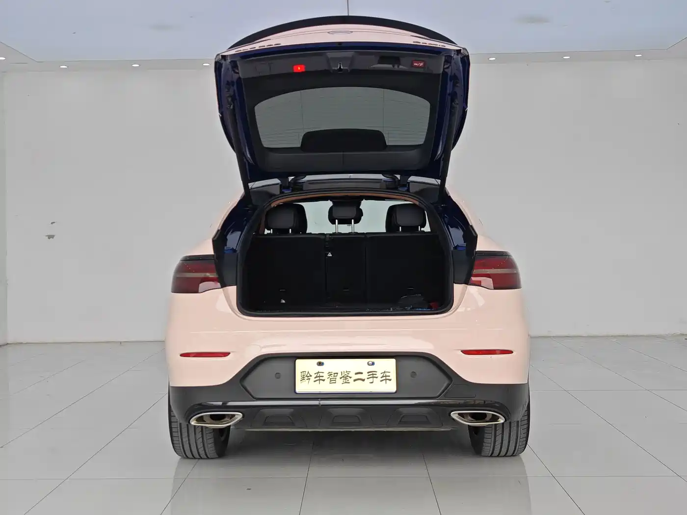 Mercedes-Benz GLC Coupe 2017 2017 GLC 260 4MATIC Coupe SUV
