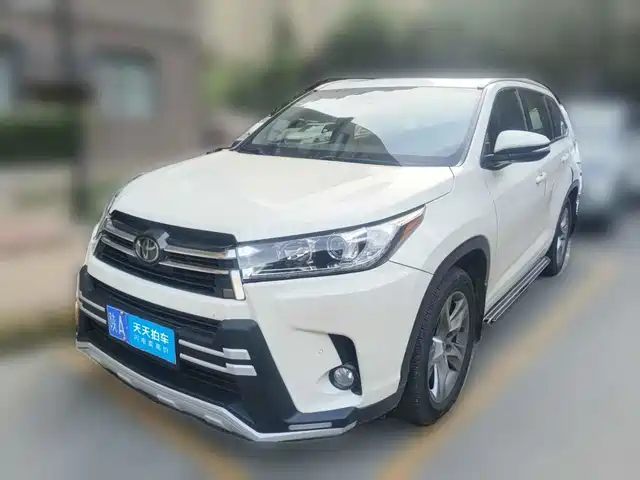 Toyota Highlander 2018 2.0T 4WD Premium 7-seater China VI — фото 1