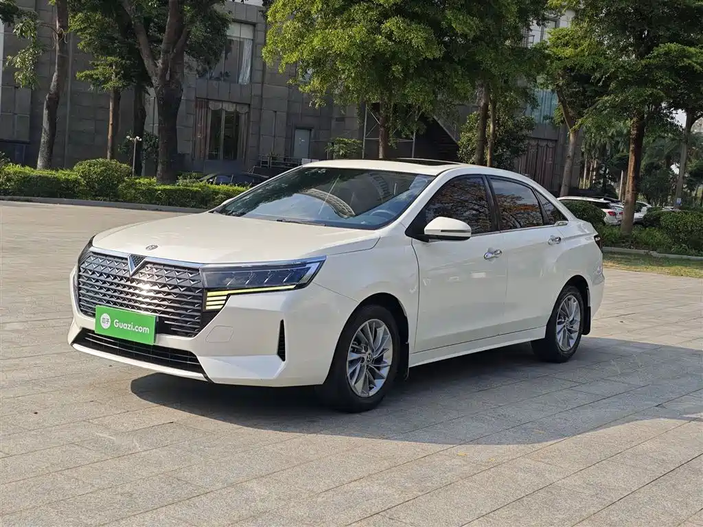 Venucia D60 2021 PLUS 1.6L XL CVT Joy Leader Edition