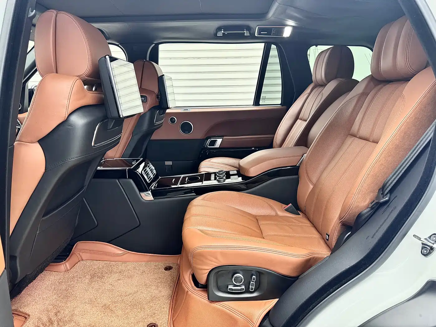 Land Rover Range Rover 2017 5.0 SC V8 AB Ultimate Autobiography LWB фото 10