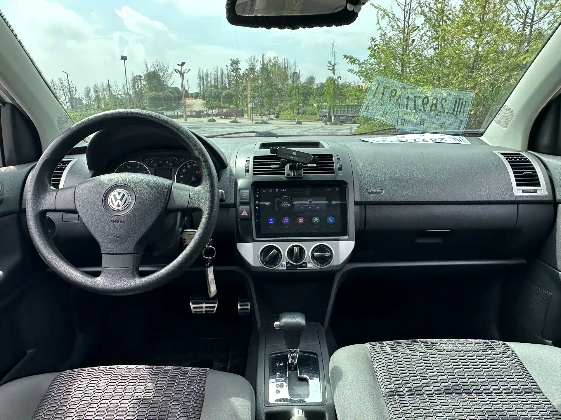 Фото 8 - Volkswagen Polo