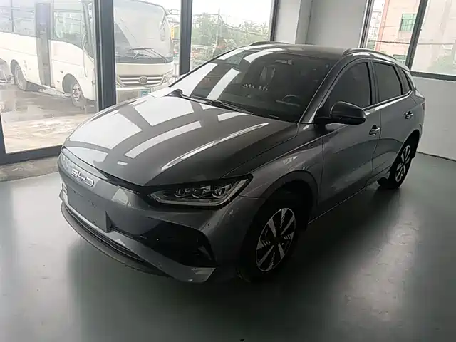  BYD BYD e2 2023 Luxury Model