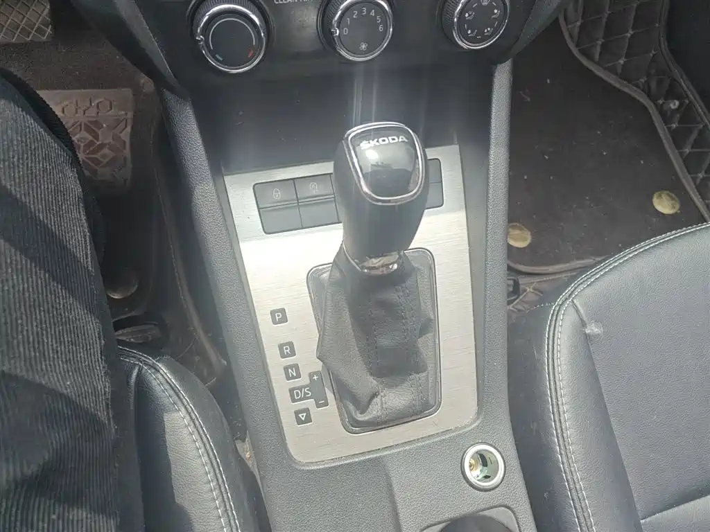 Škoda Octavia 2020 1.5L Automatic Smart Comfort Edition фото 7