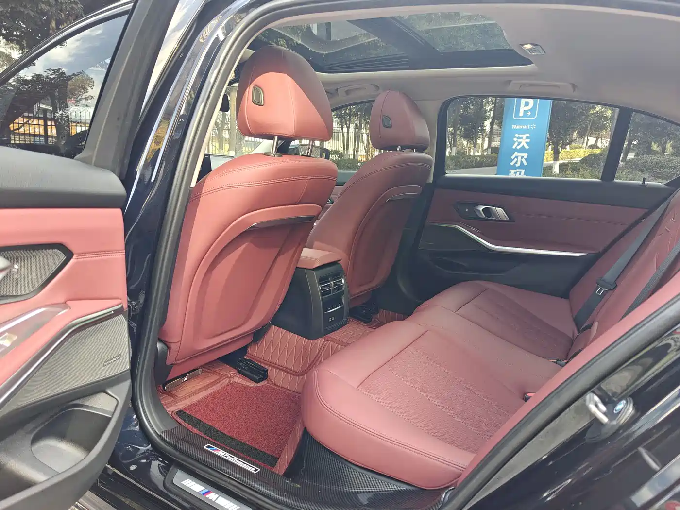 BMW 3 Series 2023 325Li M Sport Black Night Package фото 9