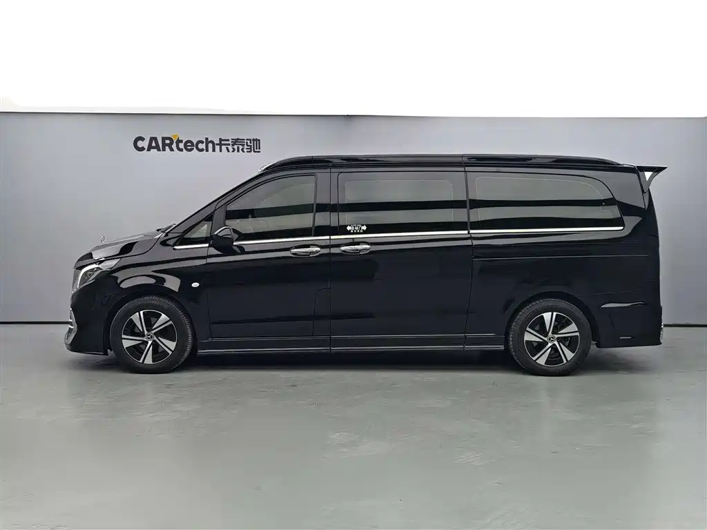 Mercedes-Benz Vito 2024 2.0T Business 7-Seater фото 5