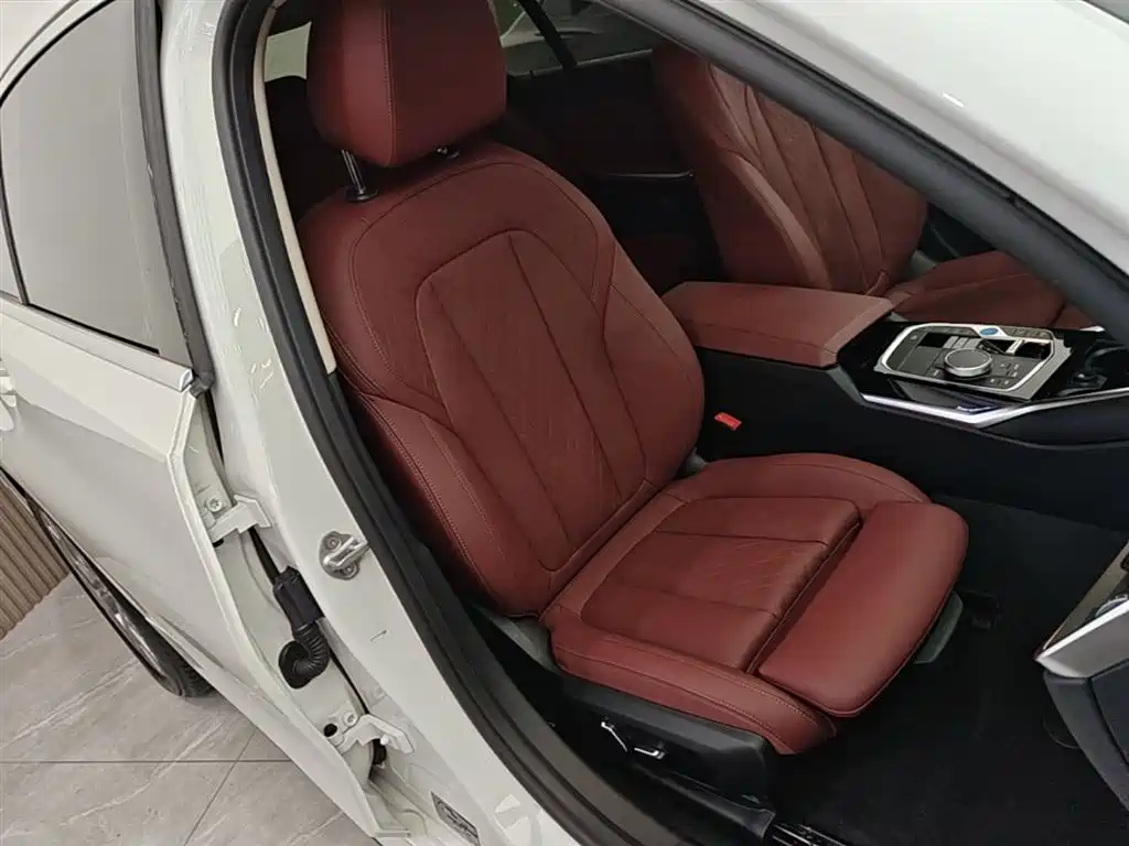 BMW i3 2024 eDrive 35 L фото 25