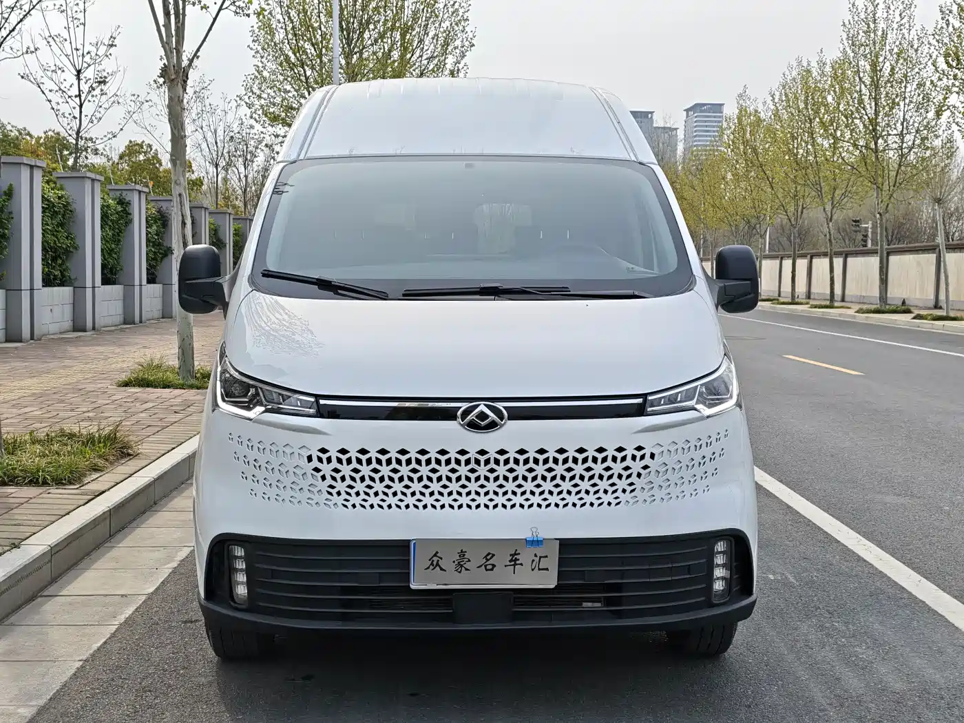 SAIC MAXUS XINTU V70