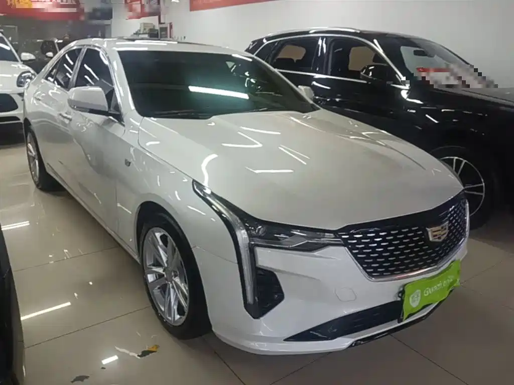 CADILLAC CT4