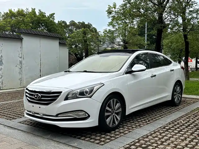 Hyundai Mistra 2016 1.8L Automatic Smart GLS