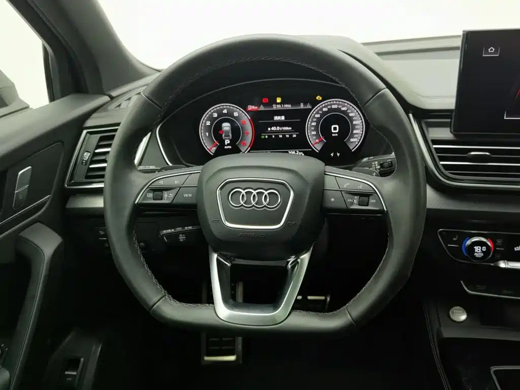 Audi Q5L, миниатюра 11