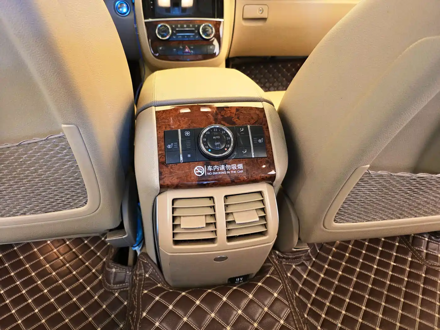Mercedes-Benz R-Class 2011 R 350 L 4MATIC фото 18