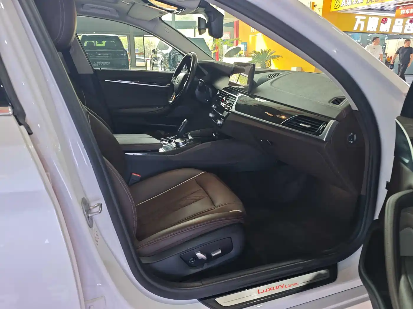 BMW 5 Series 2022 525Li Luxury Package фото 7