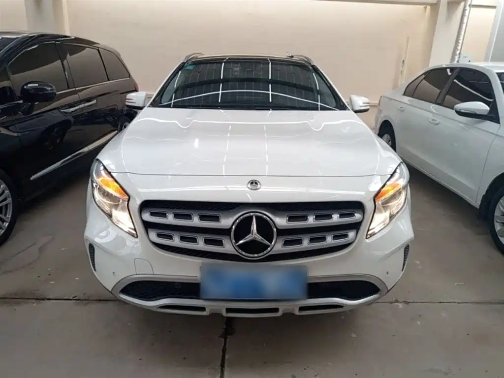 Mercedes-Benz GLA 2019 GLA 200 Dynamic фото 3