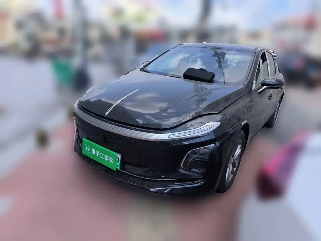 2026 Hongqi E-QM5