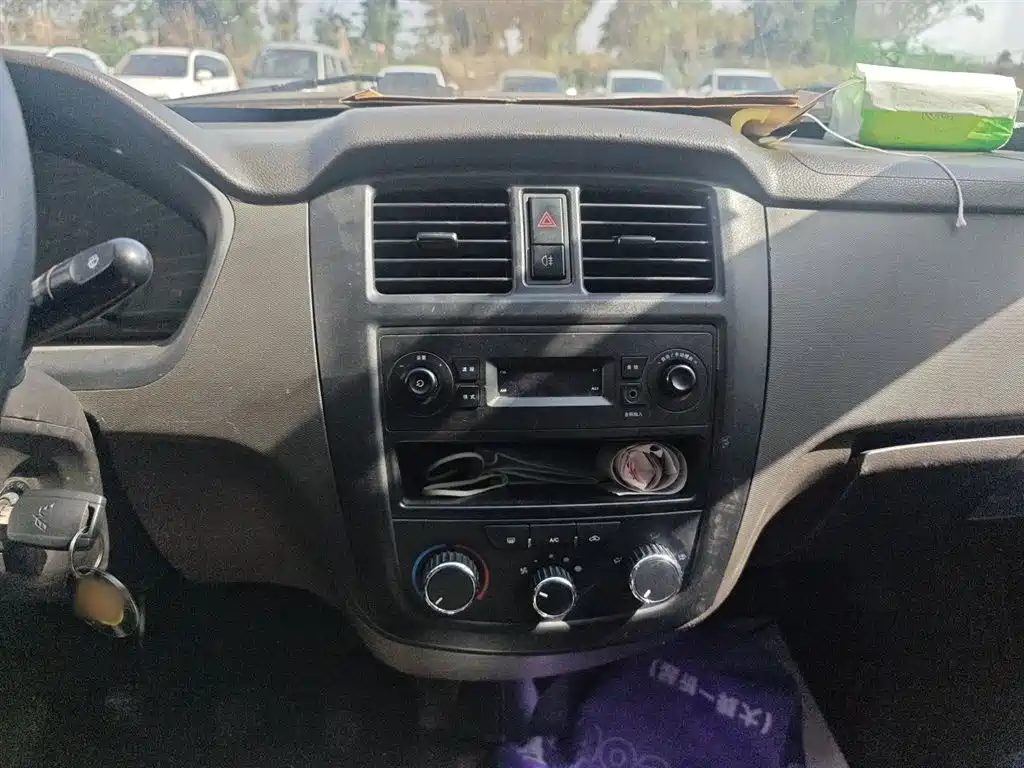 Wuling Motors Wuling Rongguang 2018 2014 1.2L S Base Model
