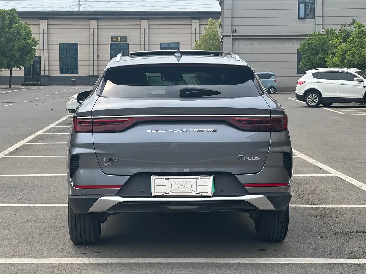 BYD Song PLUS PHEV 2021 DM-i 51KM Honor фото 8