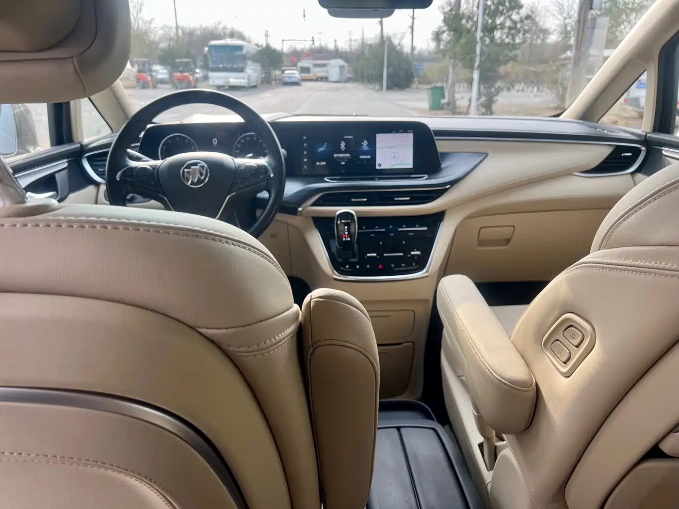 Buick GL8 2023 ES Landmaster Exclusive фото 14