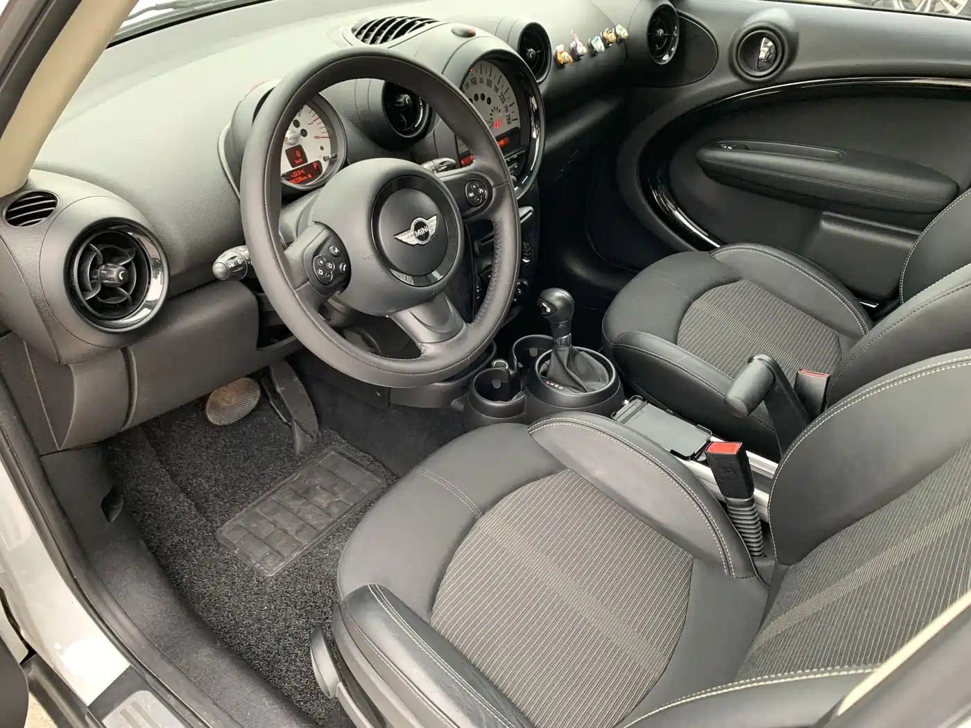 MINI COUNTRYMAN 2014 2014 1.6L COOPER Fun