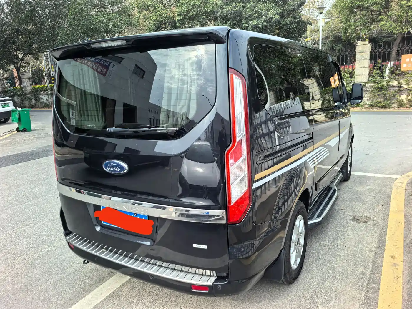 Ford Tourneo 2018 2017 2.0T Automatic Smart Elite Edition