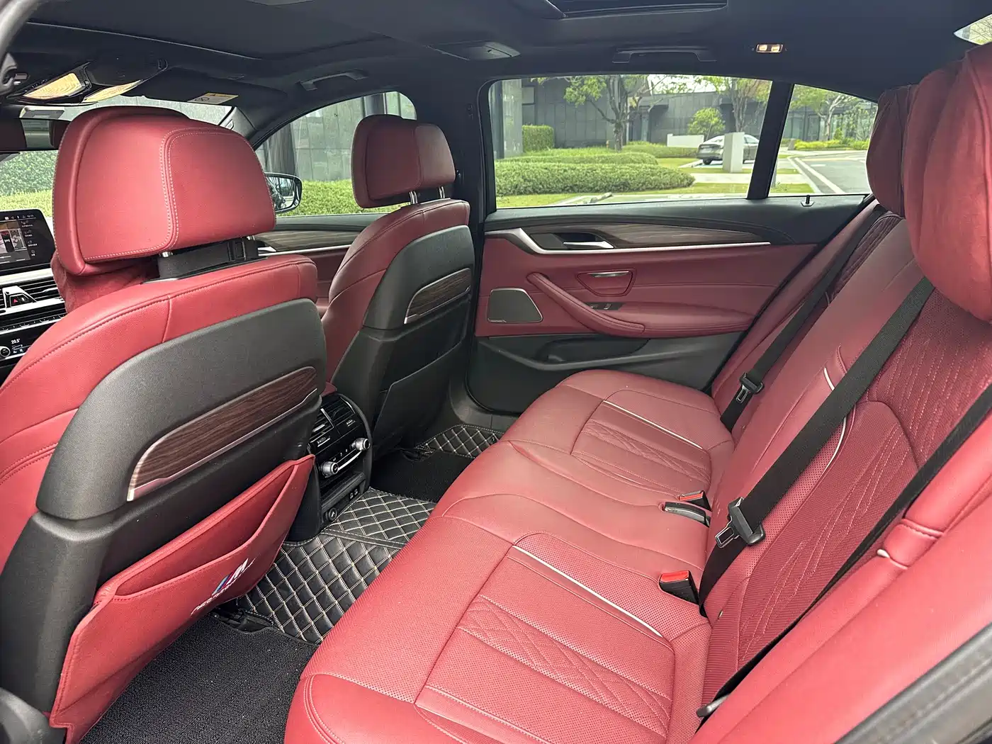 BMW 5 Series 2022 Model Third Facelift 530Li Premium M Sport Package фото 3