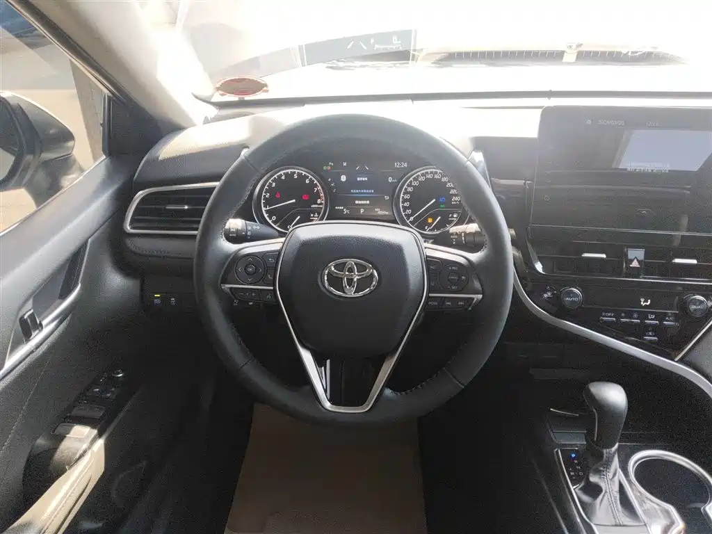 Toyota Camry 2021 2.0G Luxury Edition фото 6