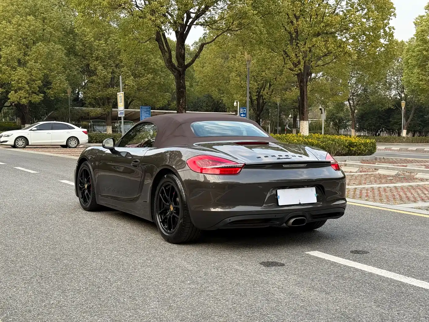 Porsche Boxster 2013 Boxster 2.7L фото 6