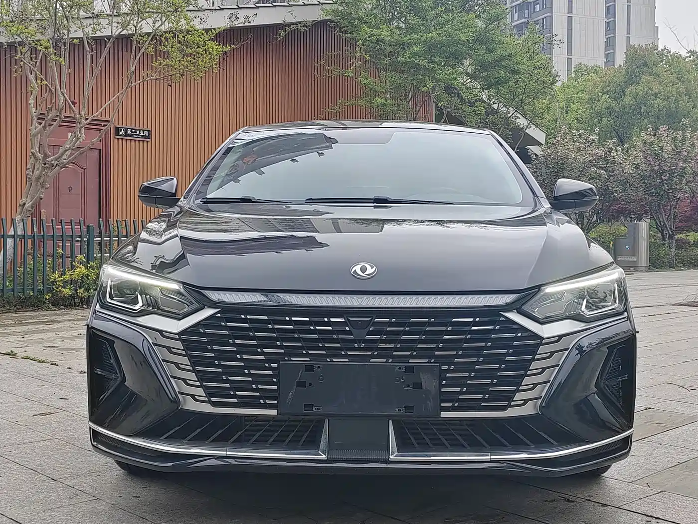 DONGFENG FENGSHEN YI HYUN MAX