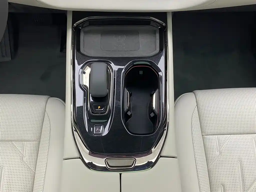 ZEEKR EXTREME KRYPTON 009