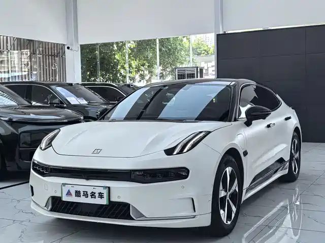 ZEEKR 001 2023