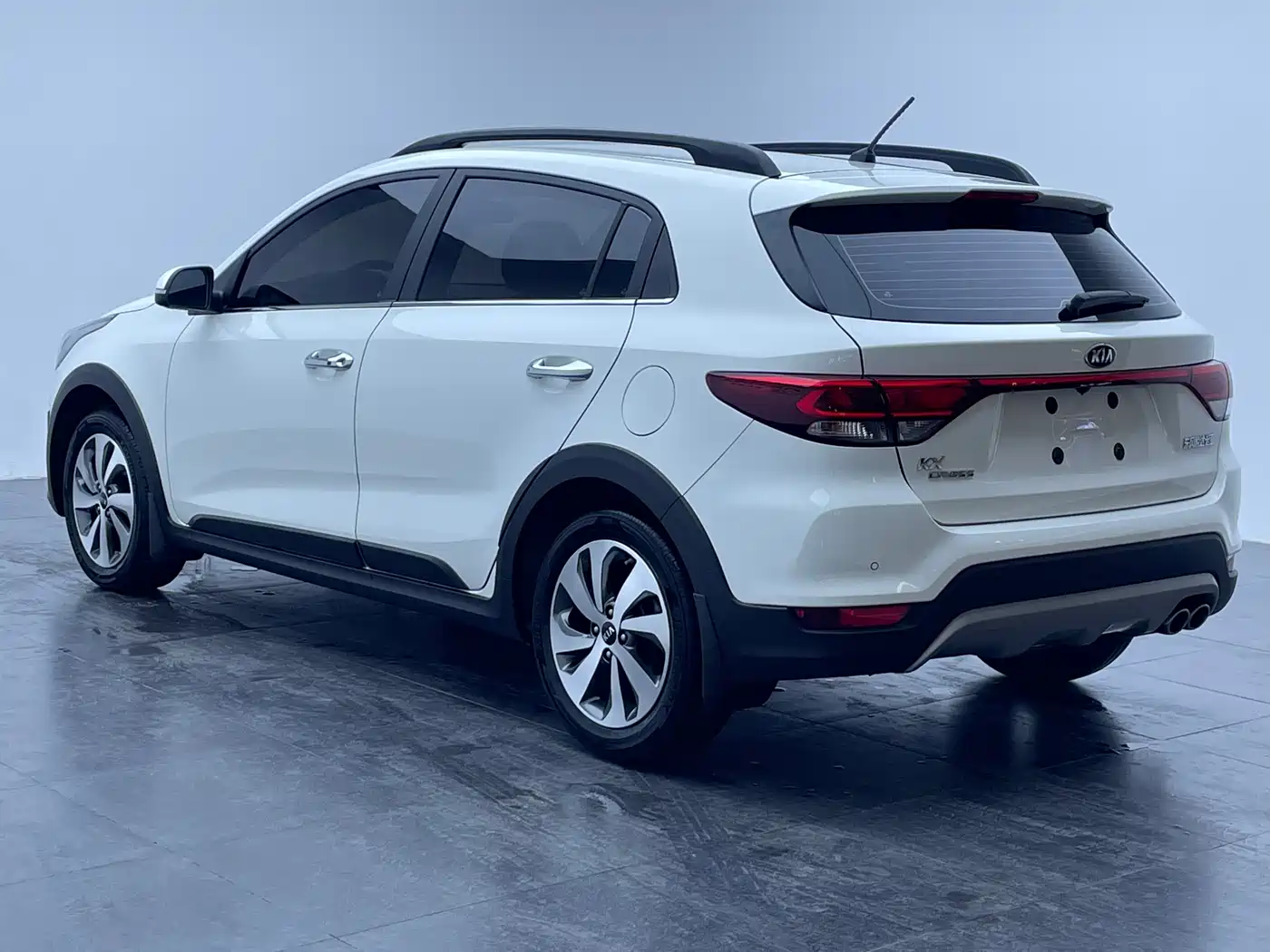 KIA KX CROSS