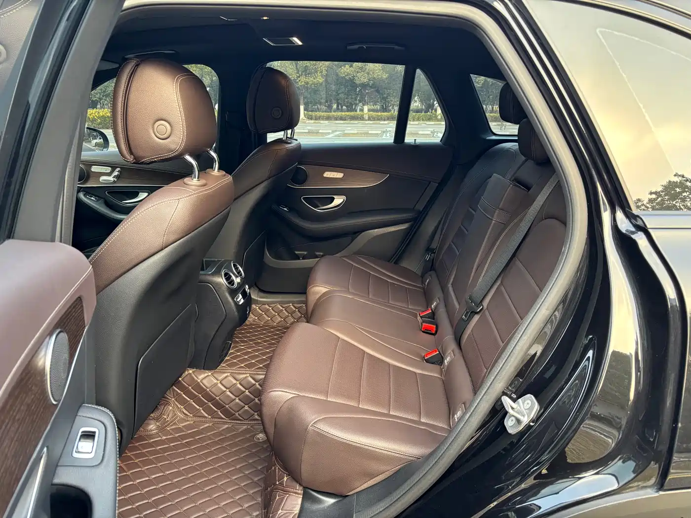 Mercedes-Benz GLC 2021 GLC 260 L 4MATIC Luxury фото 9