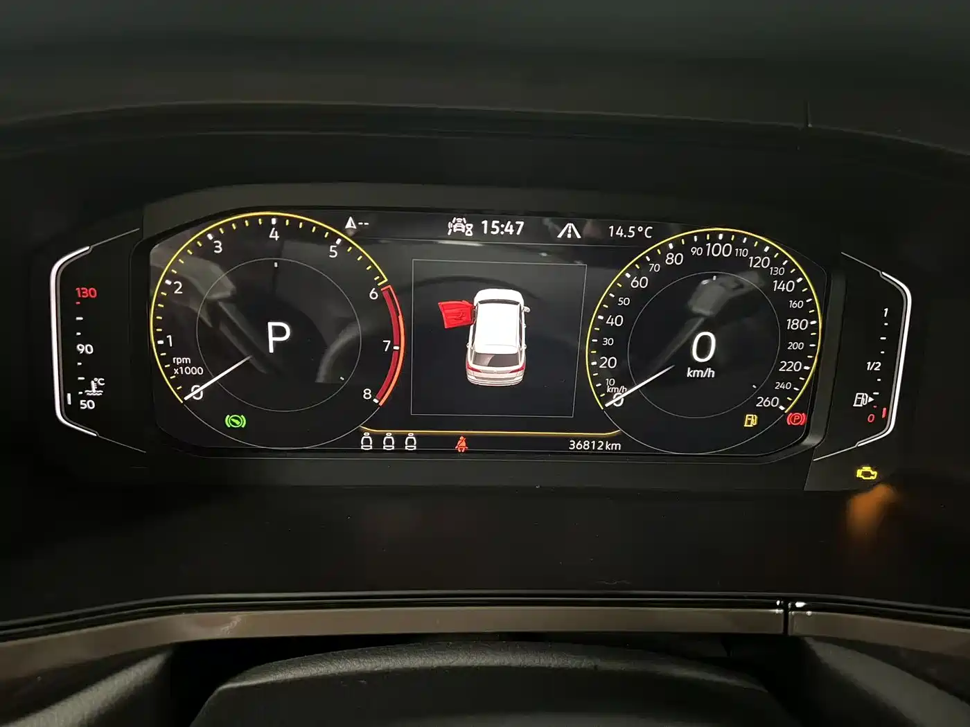 Volkswagen Tharu 2022 280TSI FWD Luxury Edition фото 13