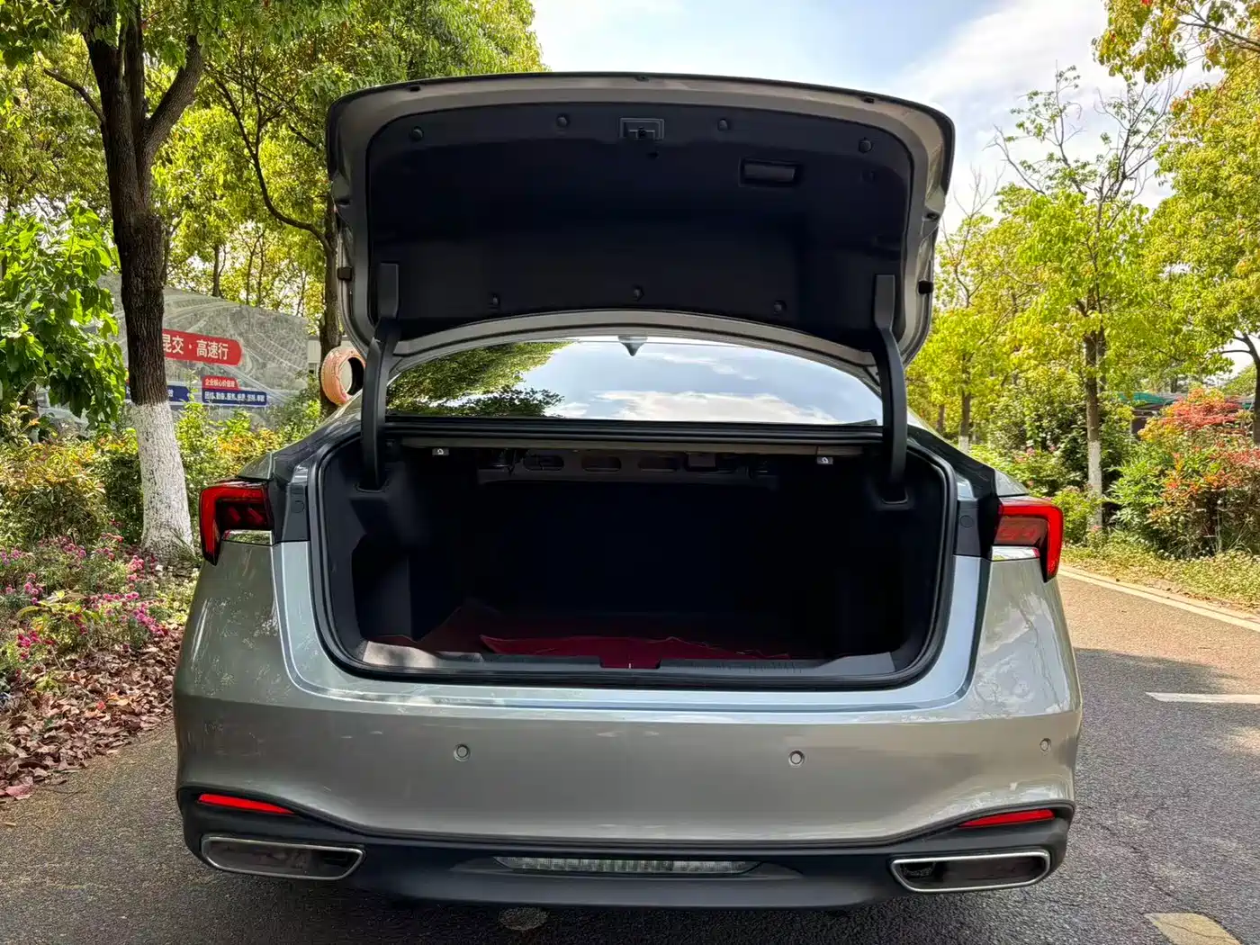 Buick LaCrosse 2023 28T Premium Edition фото 21