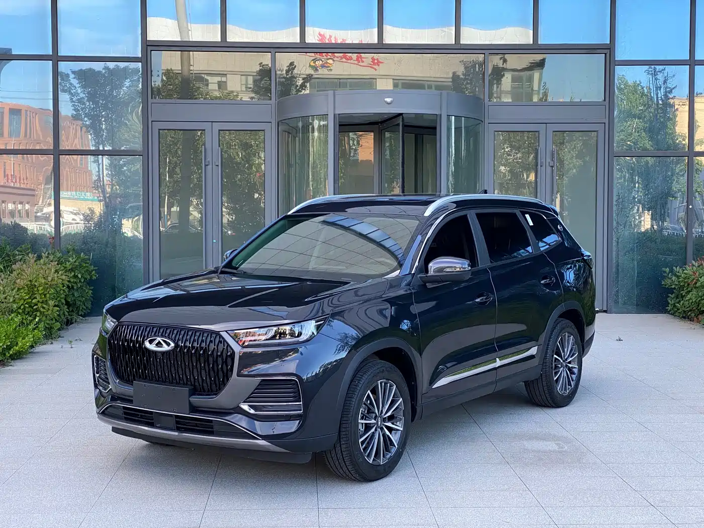 CHERY TIGGO 8