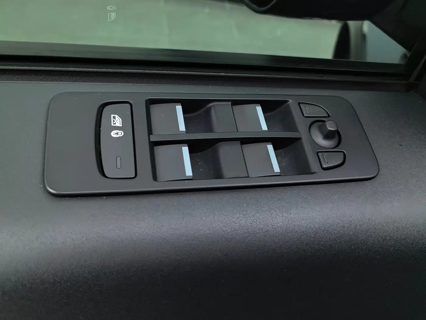 Land Rover Discovery Sport 2020 200PS Family Edition фото 24