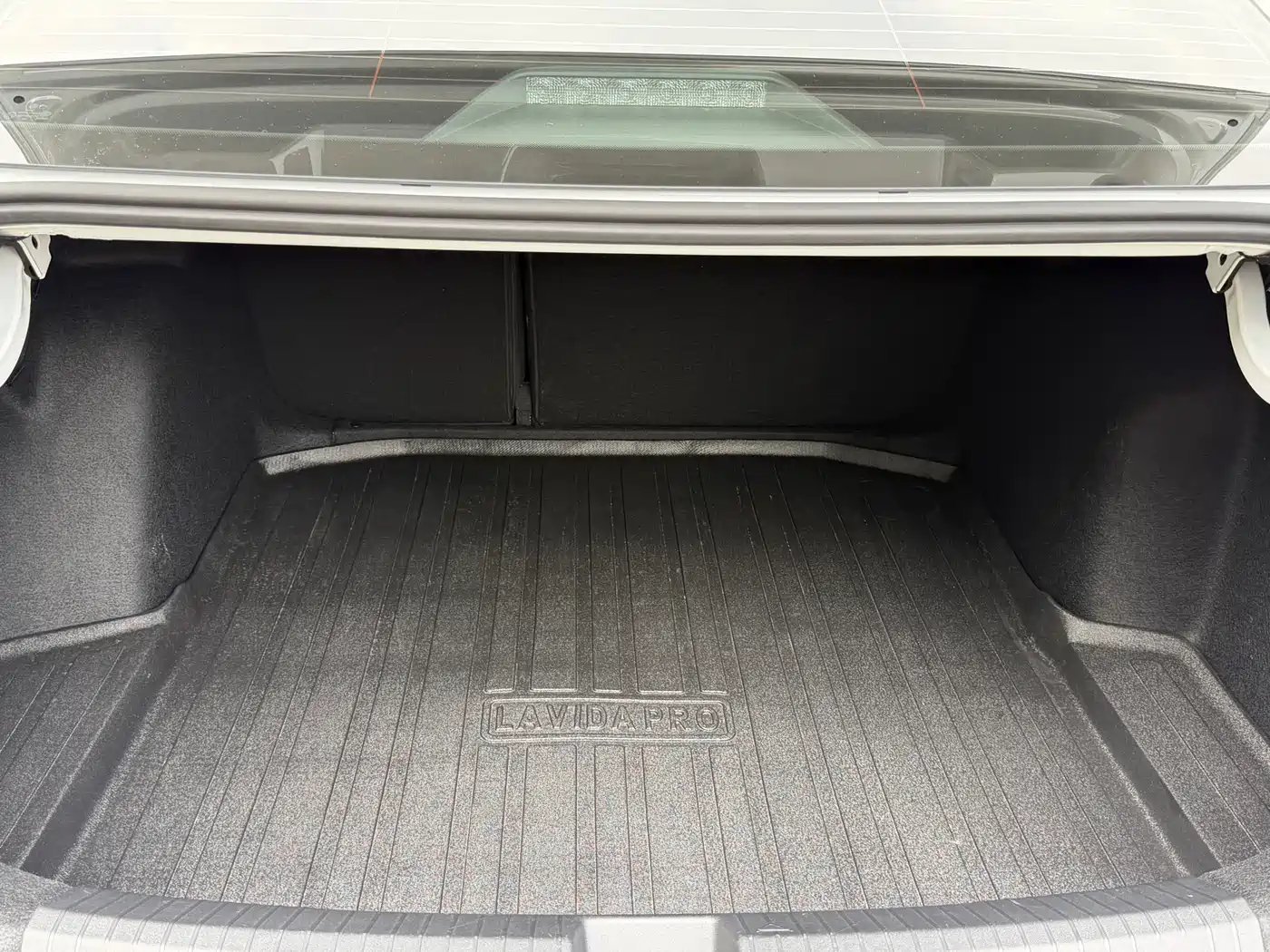 Volkswagen Lavida 2026 1.5L Auto 5 Million Edition фото 21