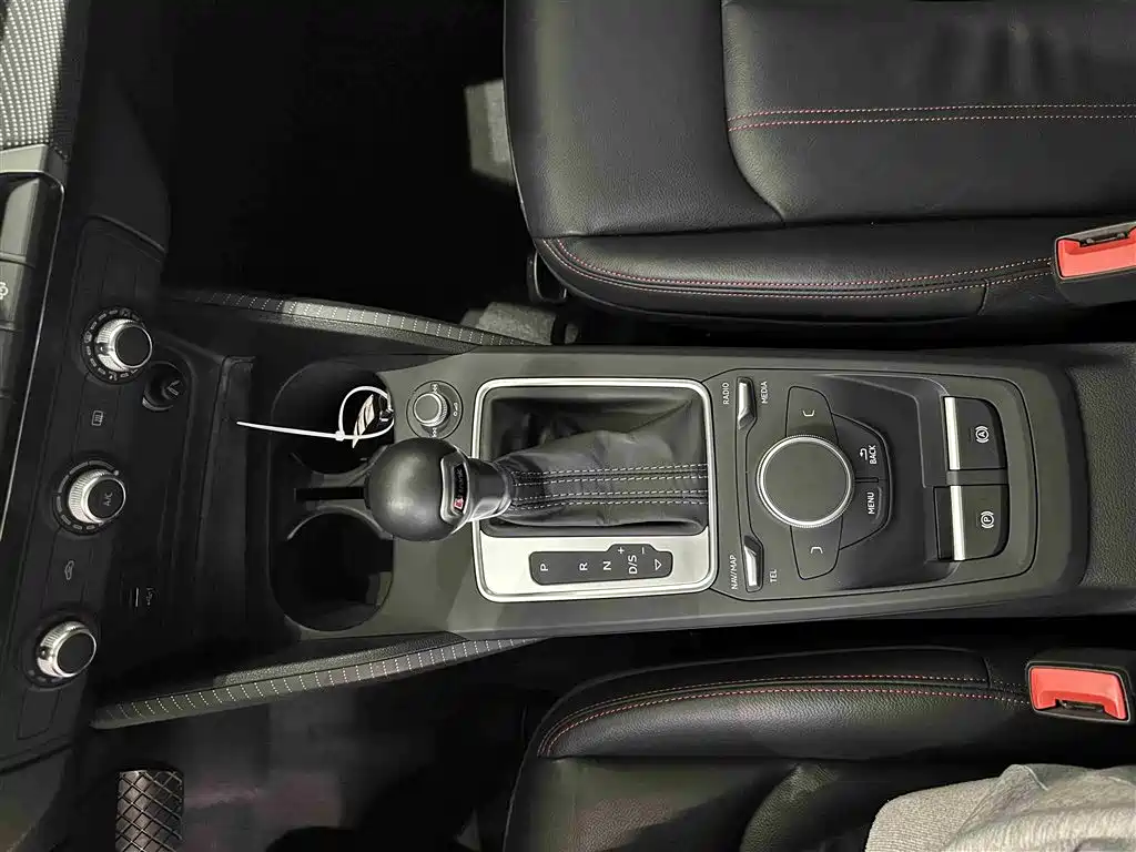 Audi Q2L 2022 35 TFSI Progressive Dynamic фото 10