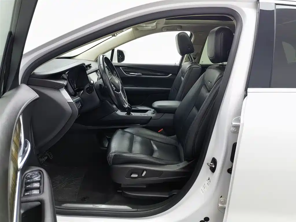 Cadillac XT5 2018 25T Luxury фото 10