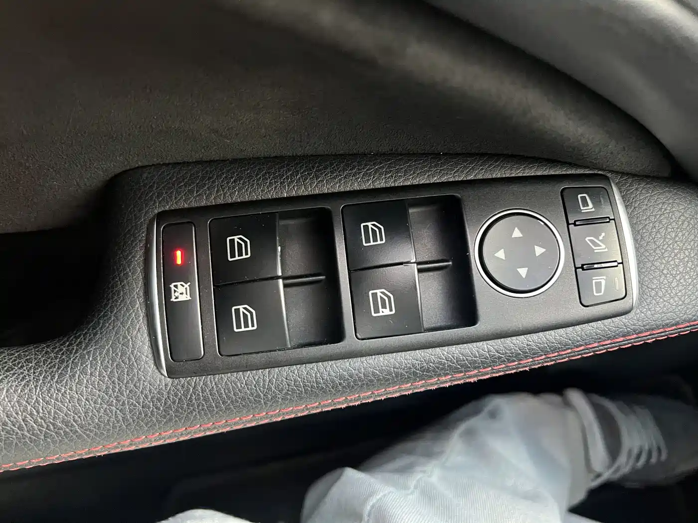 Mercedes-Benz CLA (Import) 2018 CLA 220 4MATIC фото 21