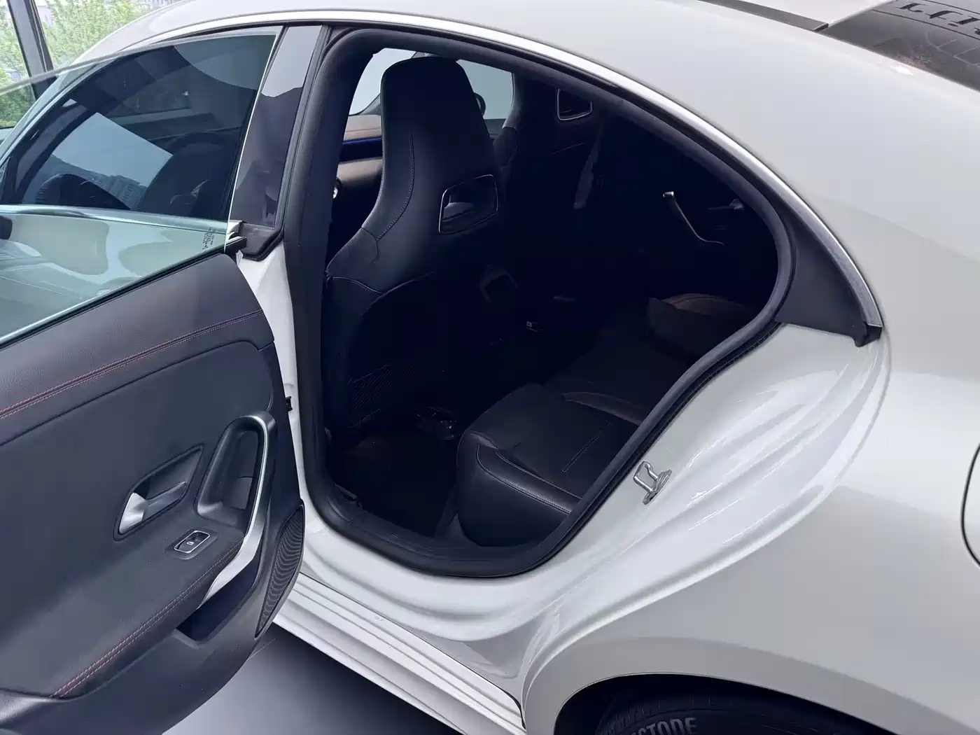 Mercedes-Benz CLA (Import) 2020 CLA 200 фото 11