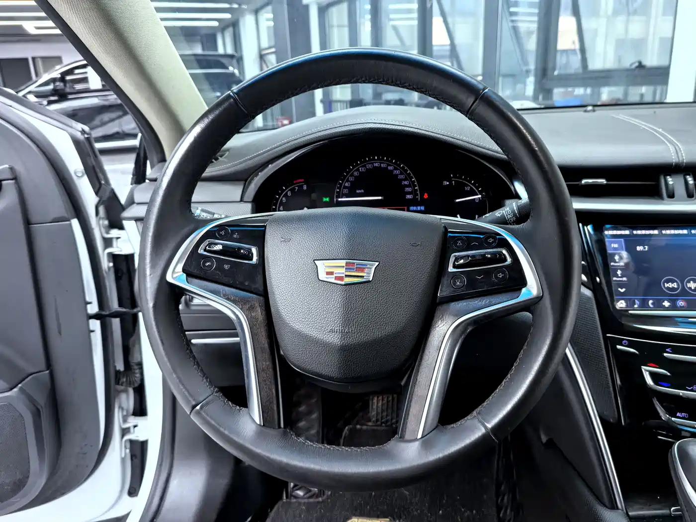 Cadillac XTS 2018 28T Technology фото 4