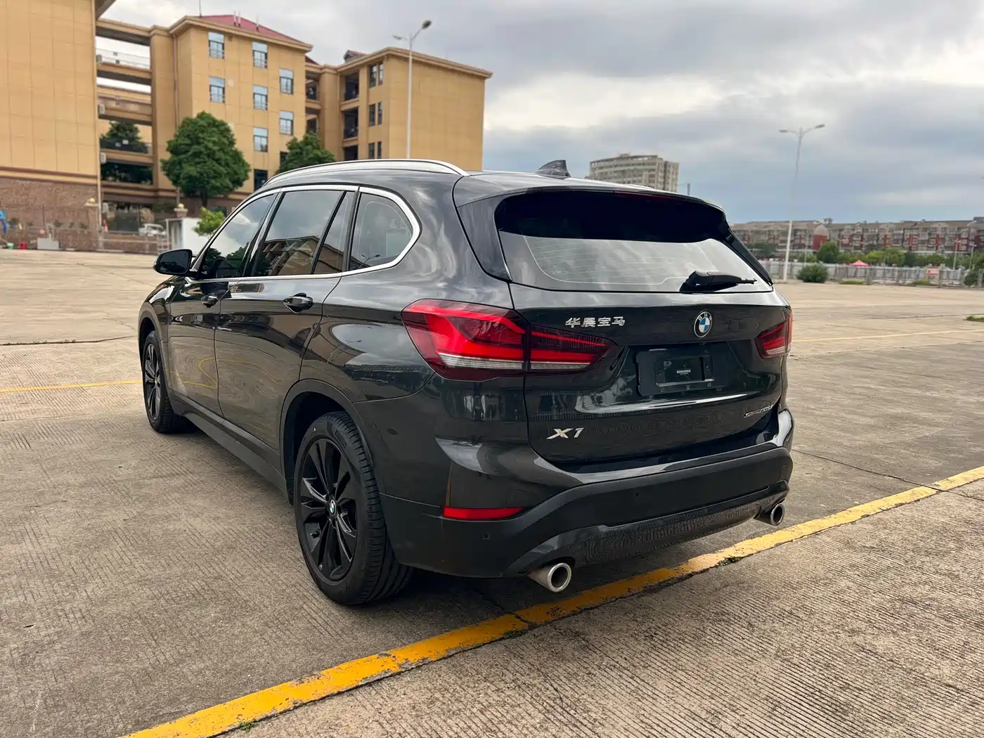 BMW X1