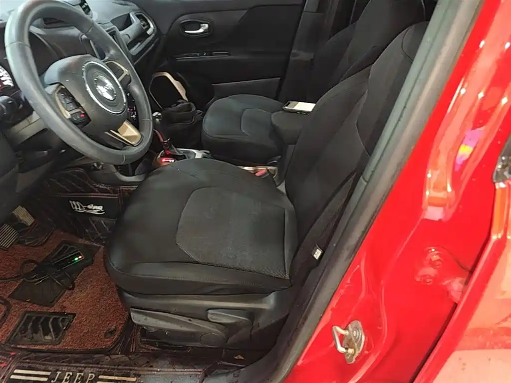 Jeep Renegade 2018 2018 Connected Large Screen Edition 180T Automatic High Energy